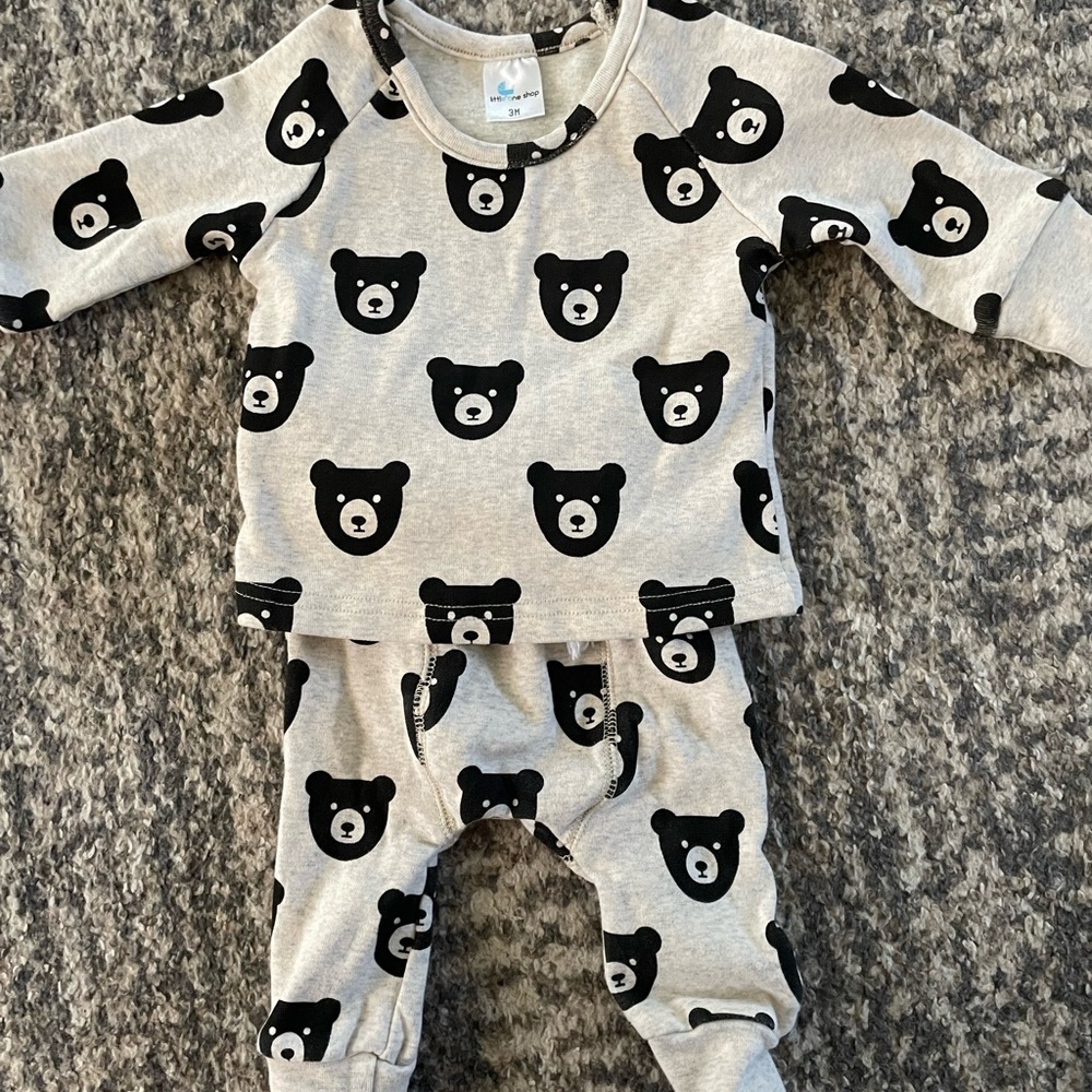 Baby bear sweatsuit AND Kyte pants